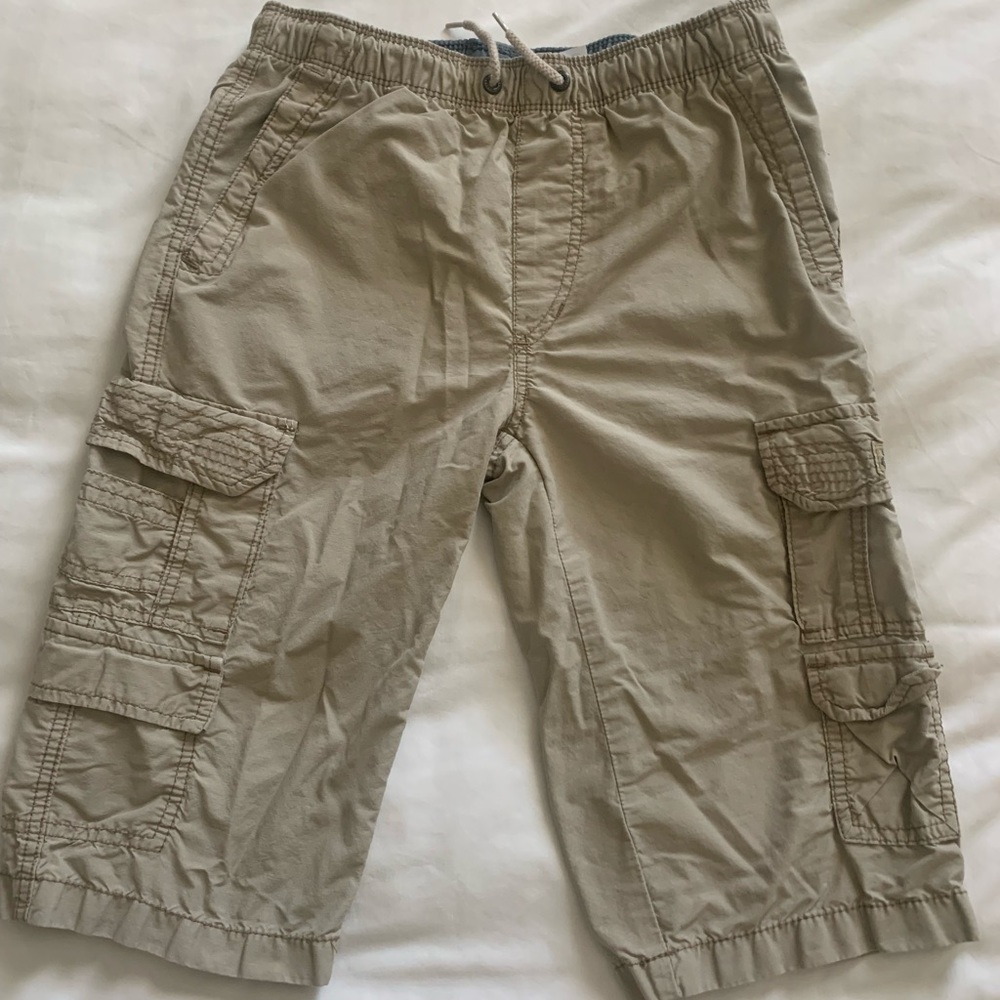 Tan 14/16 Union Bay cargo shorts